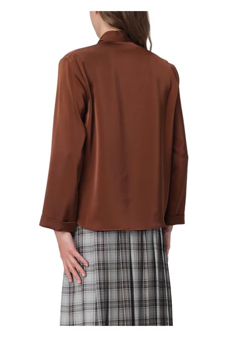 blusa in raso con pieghe al collo senza collana hanita | H.M3106SA.4479CUOIO